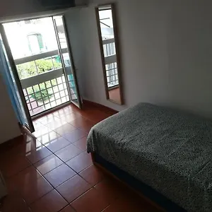 Mida House Neapol