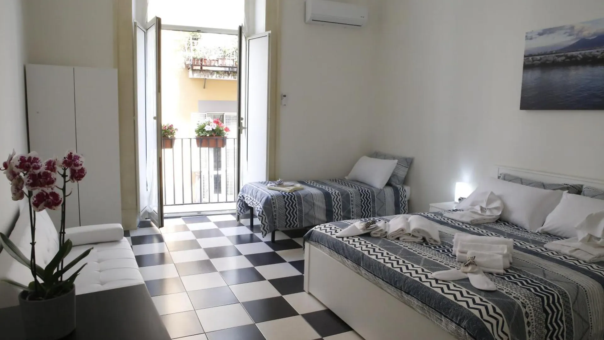 Apartament Mb Napoles Intera Casa Neapol
