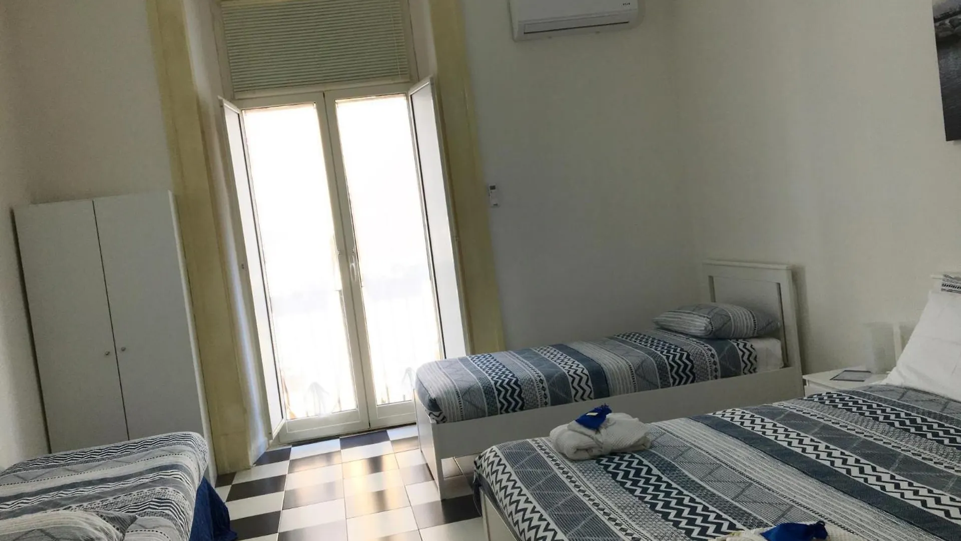 Apartament Mb Napoles Intera Casa