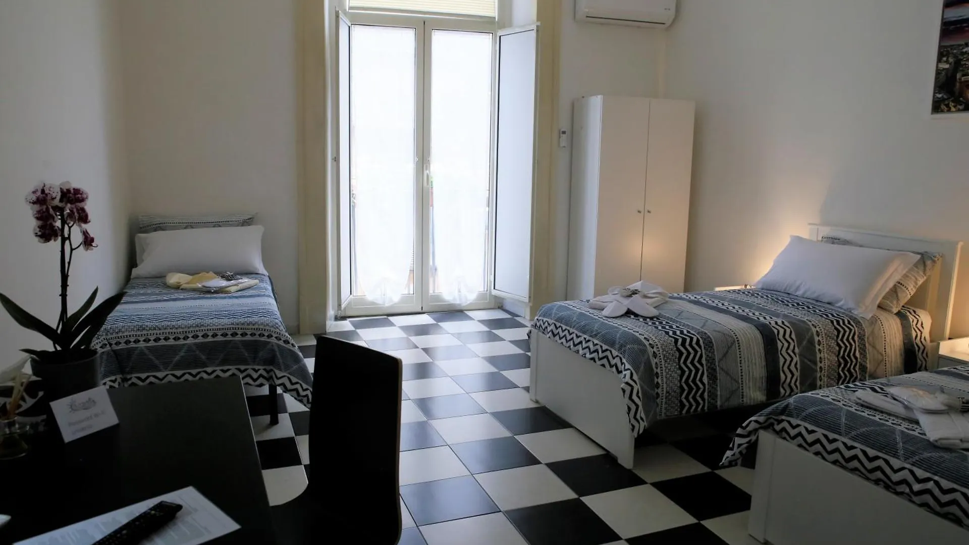 Mb Napoles Intera Casa Apartment Naples